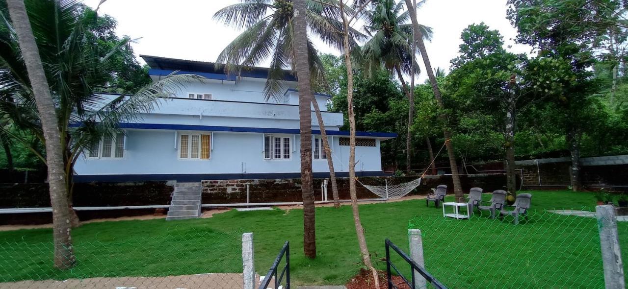 Perch By The Sea Bed and Breakfast Kannur Exteriör bild