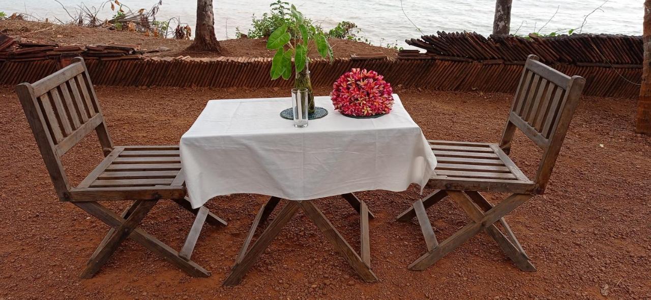 Perch By The Sea Bed and Breakfast Kannur Exteriör bild