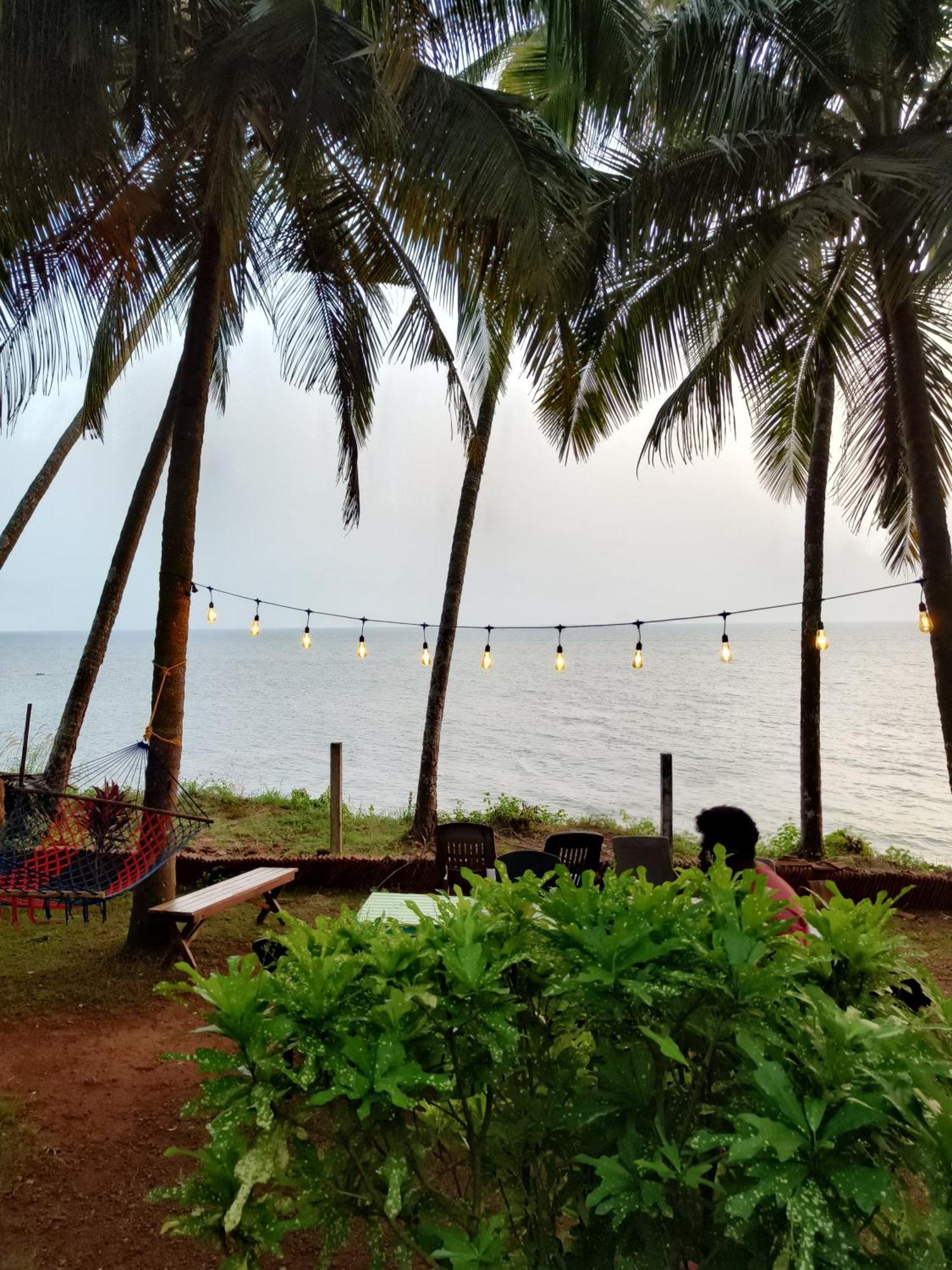 Perch By The Sea Bed and Breakfast Kannur Exteriör bild