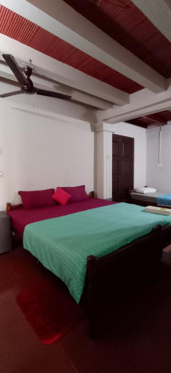 Perch By The Sea Bed and Breakfast Kannur Rum bild